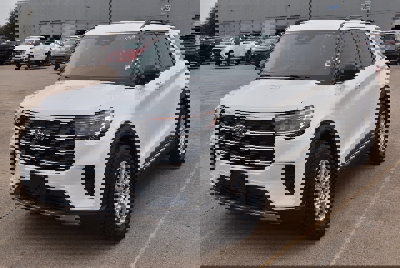Certified 2025 Ford Explorer Active