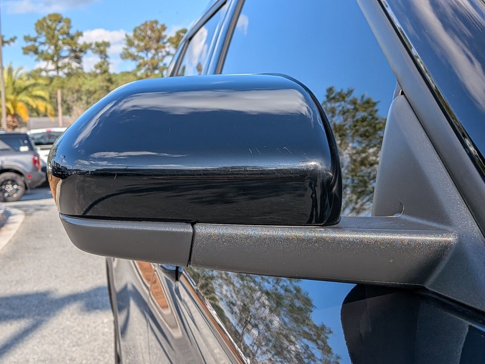 Certified 2023 Ford Explorer ST-Line w/ Class IV Trailer Tow Package image 13