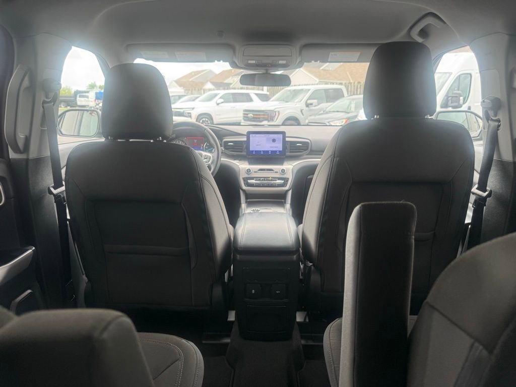 Certified 2024 Ford Explorer XLT AWD/4WD image 42