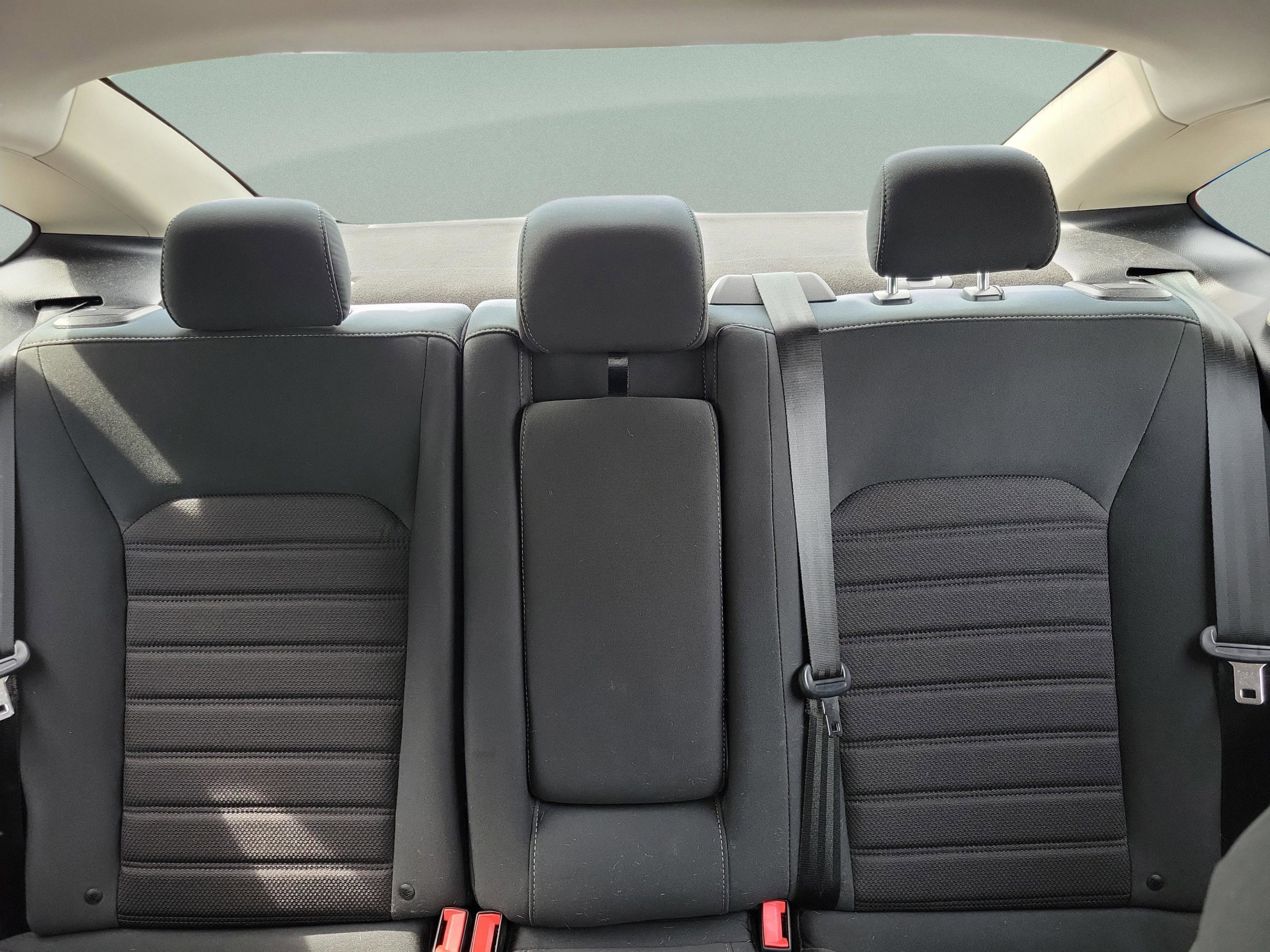 Certified 2020 Ford Fusion SE FWD image 9