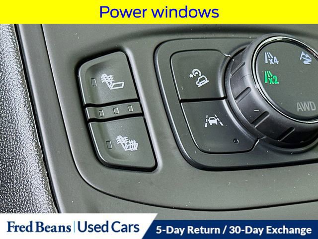 Used 2023 GMC Terrain SLT image 25