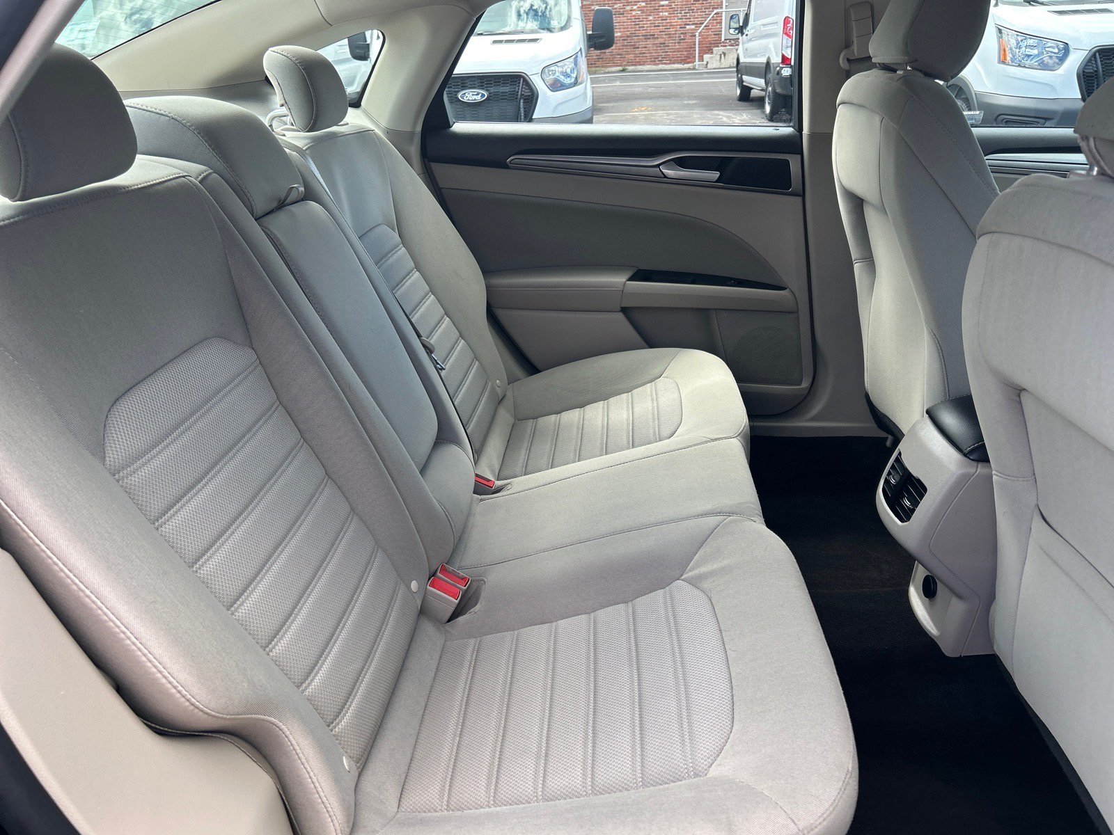 Certified 2020 Ford Fusion SE FWD image 18