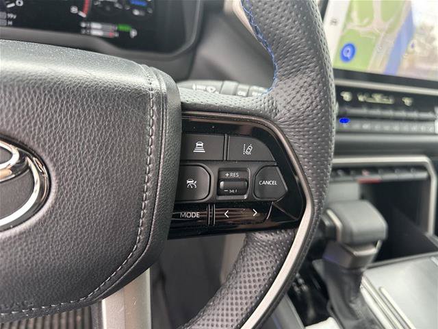 Used 2026 Toyota Sequoia Platinum AWD/4WD image 34