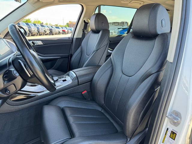 Used 2020 BMW X7 xDrive40i w/ Cold Weather Package AWD/4WD image 14