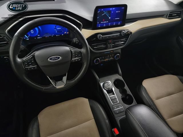 Certified 2022 Ford Escape Titanium w/ Titanium Elite Package AWD/4WD image 35