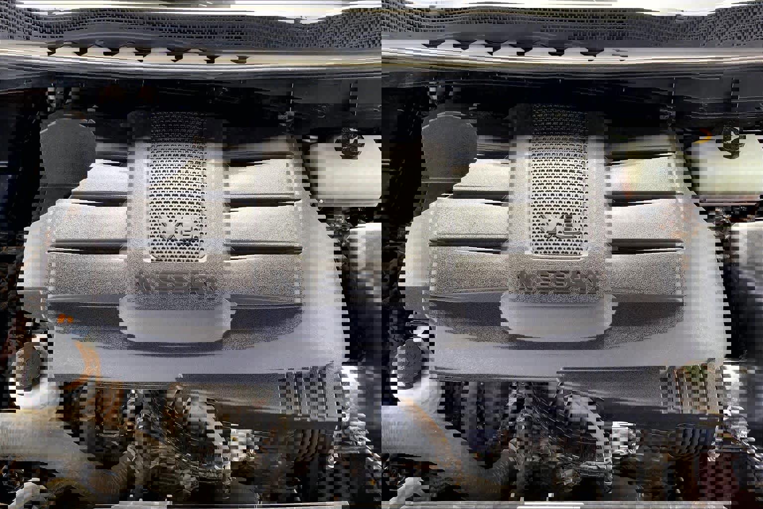 Used 2022 Nissan Titan PRO-4X w/ Pro-4x Convenience Package image 33