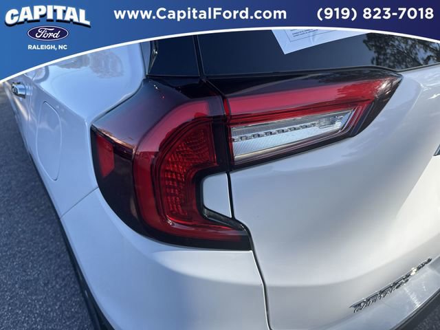 Used 2023 GMC Terrain SLT w/ Tech Package image 15