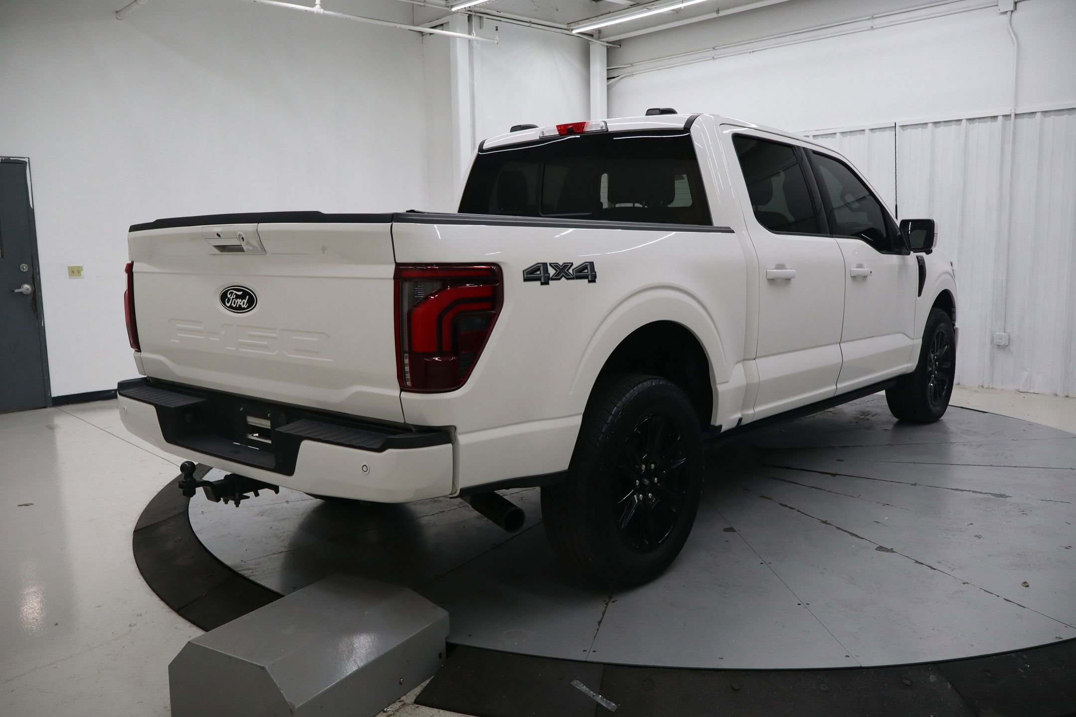 Certified 2024 Ford F150 Platinum image 2