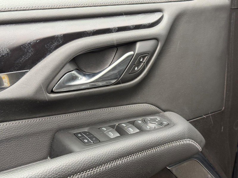 Used 2021 GMC Yukon XL Denali w/ Denali Premium Package image 19