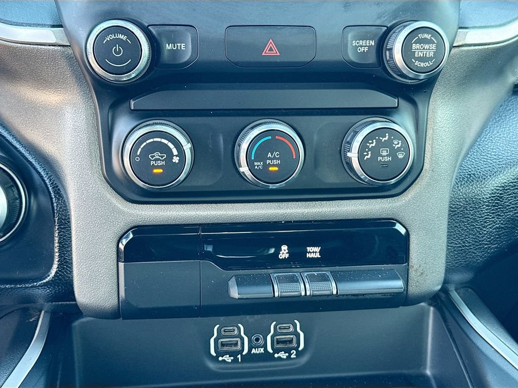Used 2021 RAM 1500 Big Horn RWD image 17