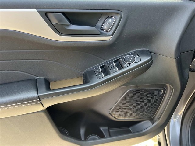 Certified 2022 Ford Escape SE w/ Convenience Package image 17