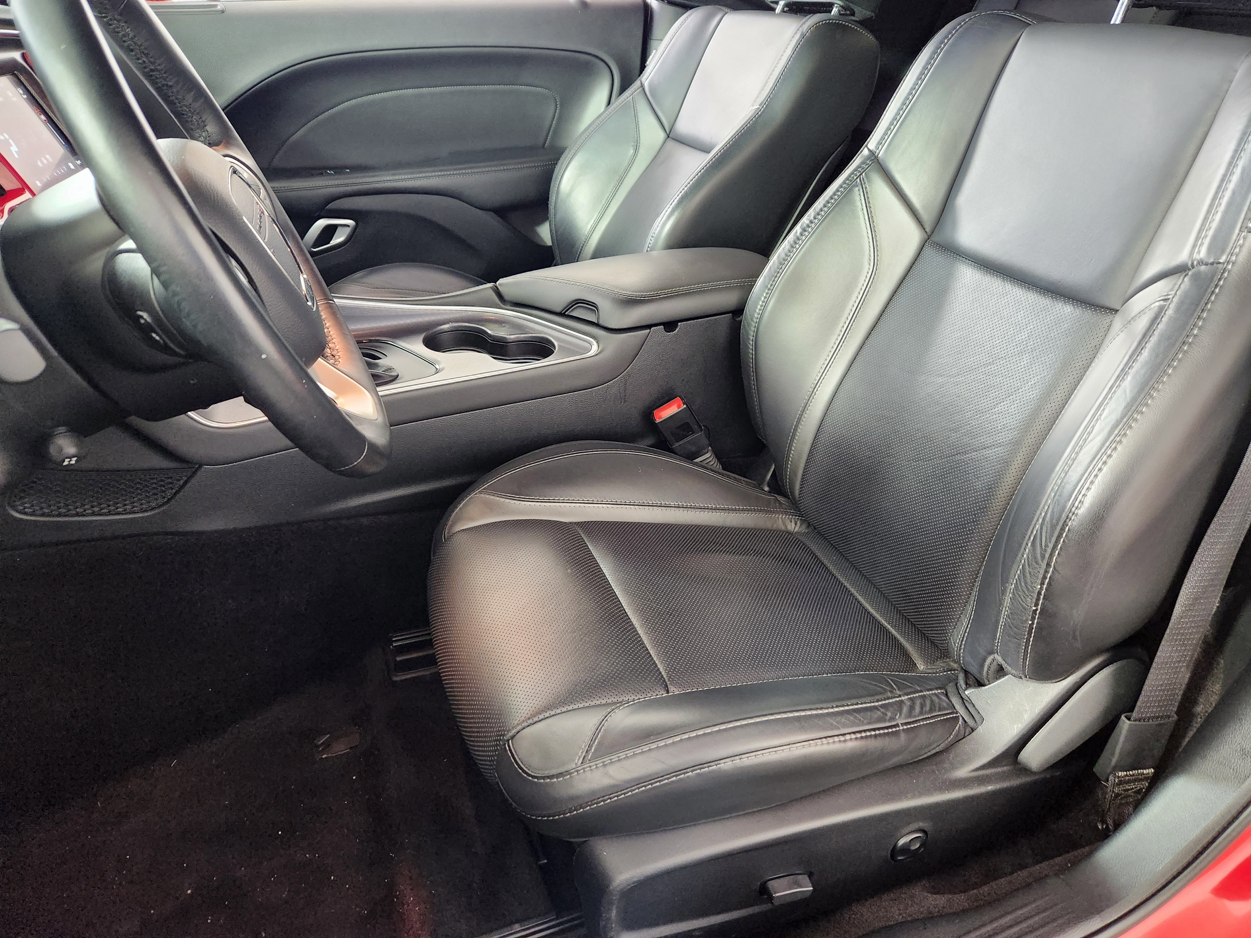 Used 2017 Dodge Challenger SXT Plus image 12