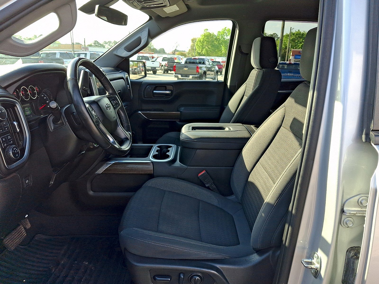 Used 2022 Chevrolet Silverado 1500 RST w/ Safety Package image 12