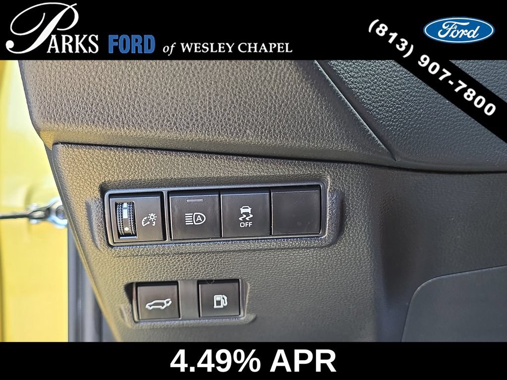 Used 2023 Toyota Corolla Cross AWD Hybrid w/ Convenience Package image 28