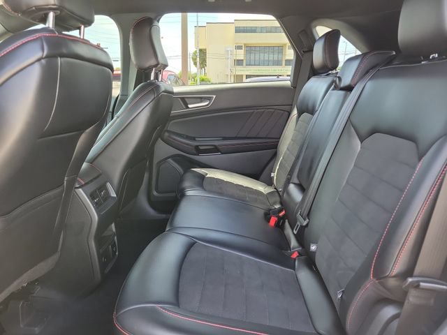 Certified 2023 Ford Edge ST-Line AWD/4WD image 11