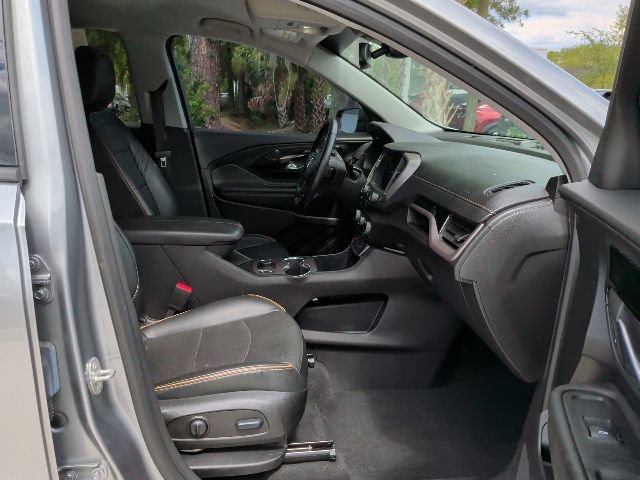Used 2023 GMC Terrain AT4 AWD/4WD image 16