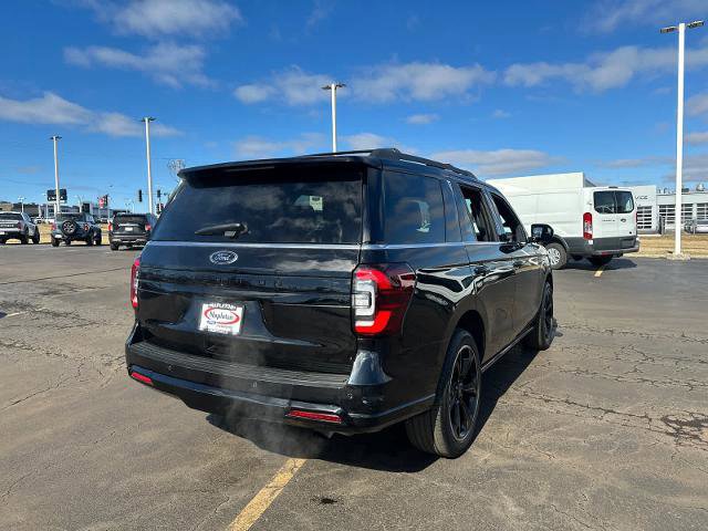 Certified 2022 Ford Expedition Limited image 7