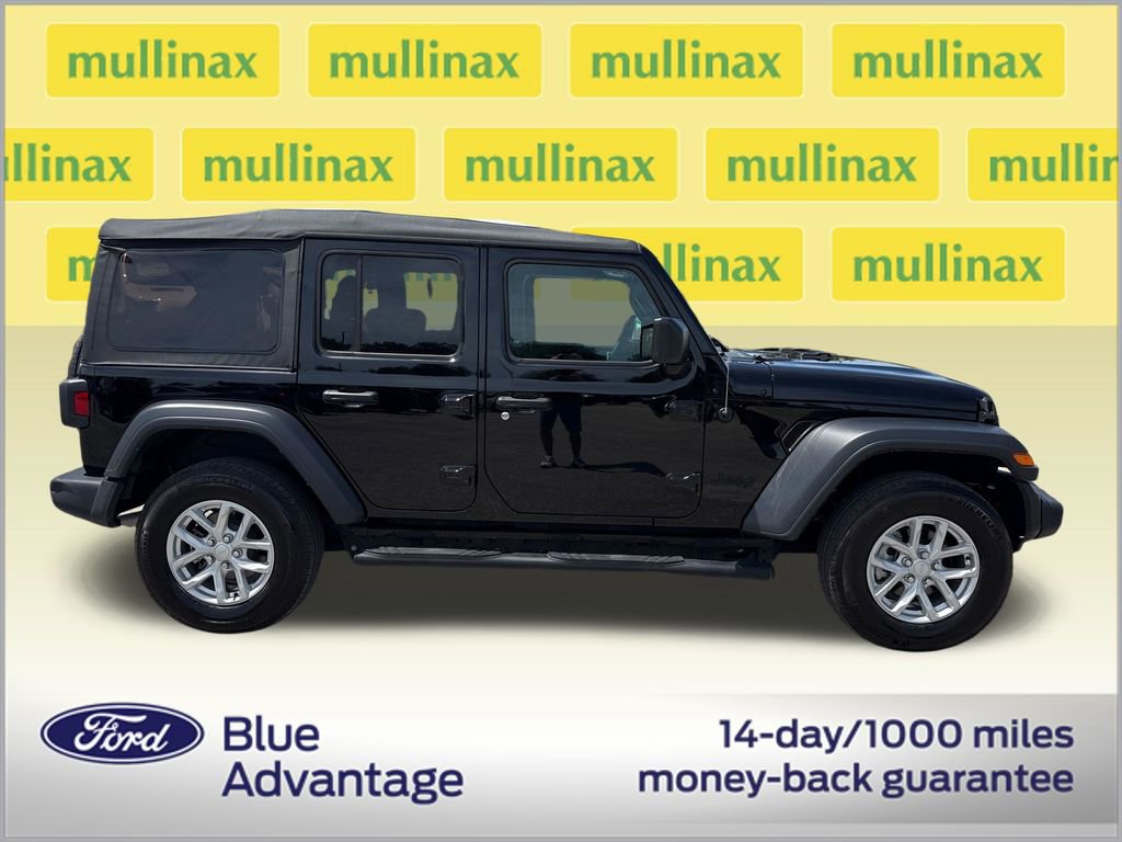 Used 2023 Jeep Wrangler Unlimited Sport AWD/4WD image 2