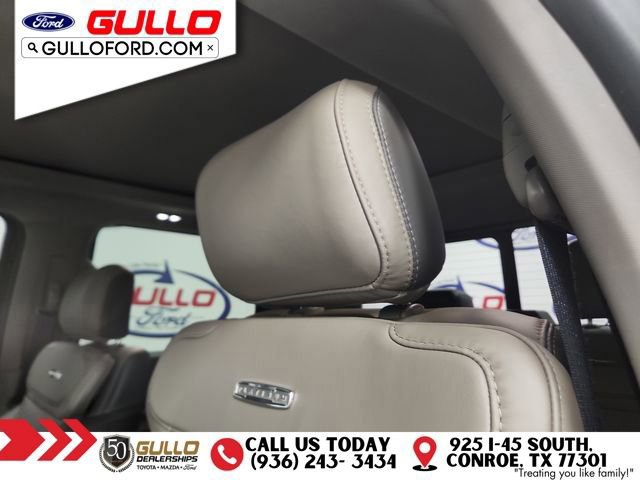 Certified 2025 Ford F350 Platinum w/ Platinum Plus Package image 17