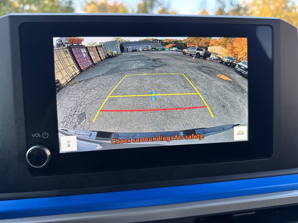 Used 2024 Toyota Tacoma TRD Off-Road image 17