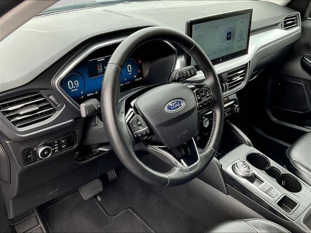 Certified 2025 Ford Escape Platinum AWD/4WD image 19