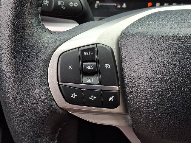 Certified 2024 Ford Explorer XLT w/ Equipment Group 202A AWD/4WD image 20
