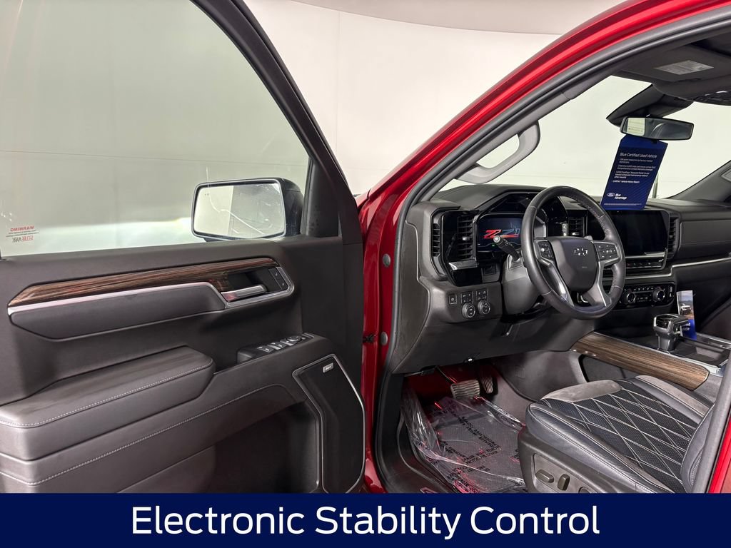 Used 2022 Chevrolet Silverado 1500 RST AWD/4WD image 12