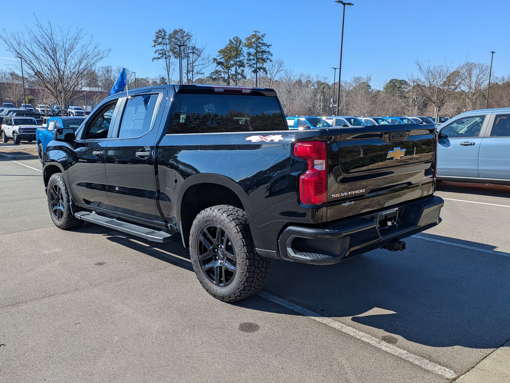 Used 2024 Chevrolet Silverado 1500 Custom image 4