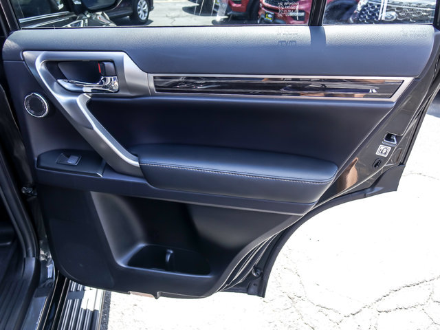 Used 2023 Lexus GX 460 Premium AWD/4WD image 28