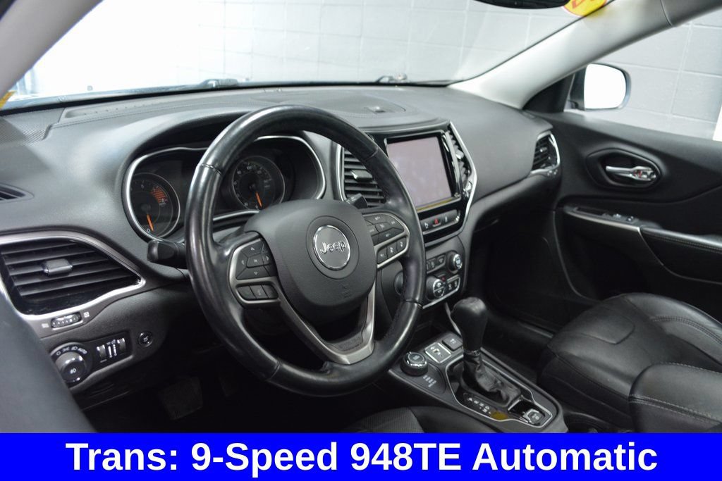 Used 2021 Jeep Cherokee Limited w/ Trailer Tow Group AWD/4WD image 10