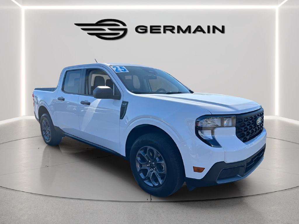 Certified 2025 Ford Maverick XLT FWD image 1