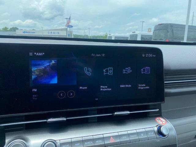 Used 2025 Hyundai Kona SEL FWD image 20