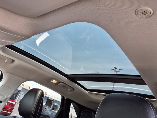 Certified 2022 Ford Escape SEL FWD image 24