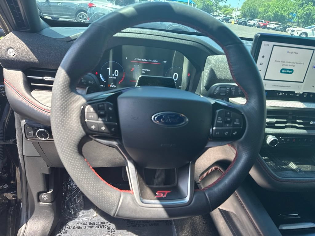 Certified 2025 Ford Explorer ST AWD/4WD image 12