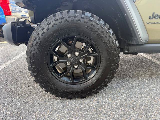 Used 2025 Jeep Wrangler Unlimited Sport AWD/4WD image 22