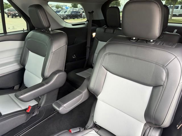 Certified 2023 Ford Explorer XLT w/ Equipment Group 202A RWD image 20