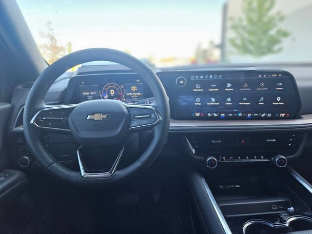 Used 2025 Chevrolet Tahoe High Country AWD/4WD image 7