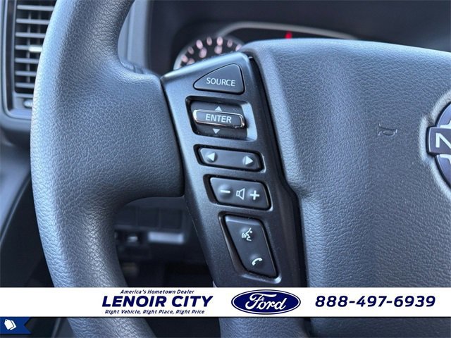 Used 2023 Nissan Frontier SV w/ Midnight Edition Package image 20