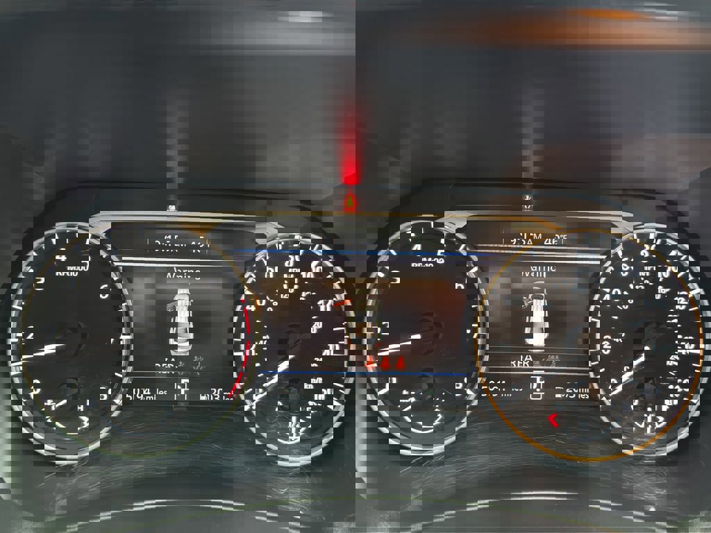 Used 2024 Nissan Sentra SV image 23