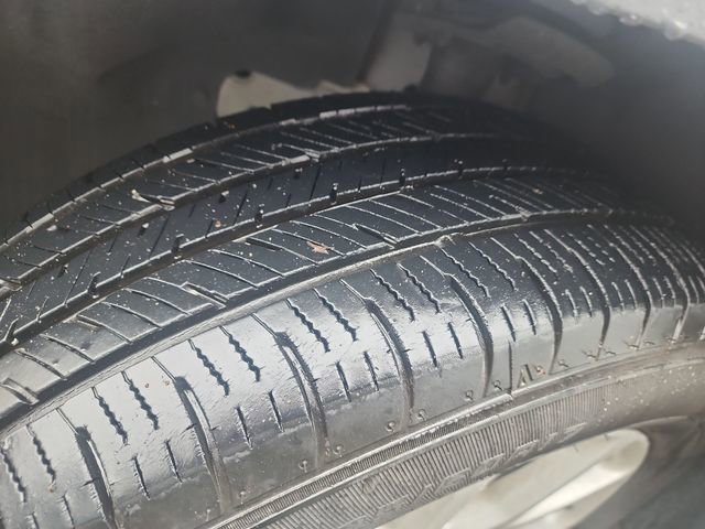 Used 2017 Jeep Cherokee Sport image 29