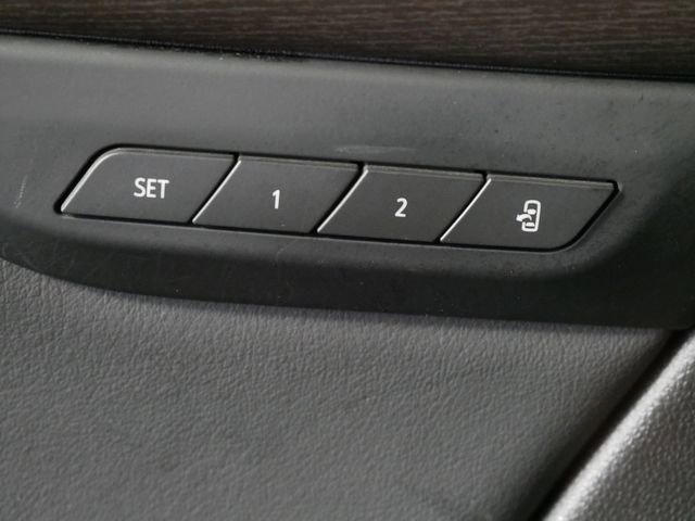 Used 2023 Buick Envision Avenir AWD/4WD image 19