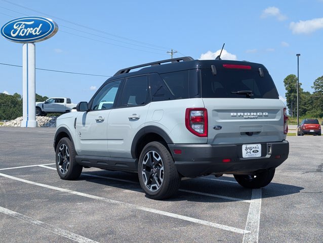 Certified 2023 Ford Bronco Sport Outer Banks AWD/4WD image 3