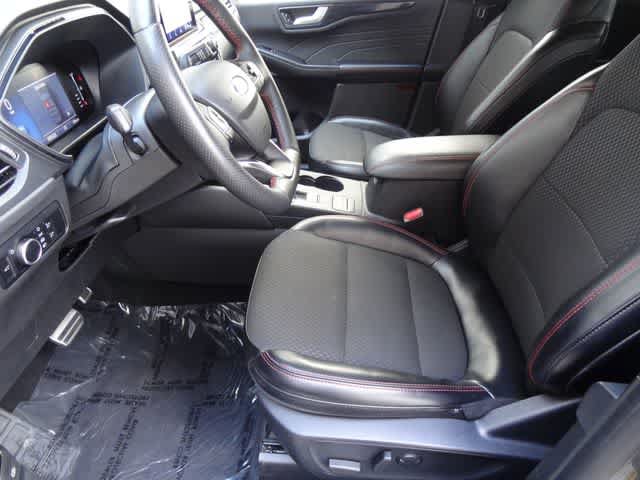Certified 2024 Ford Escape ST-Line AWD/4WD image 6