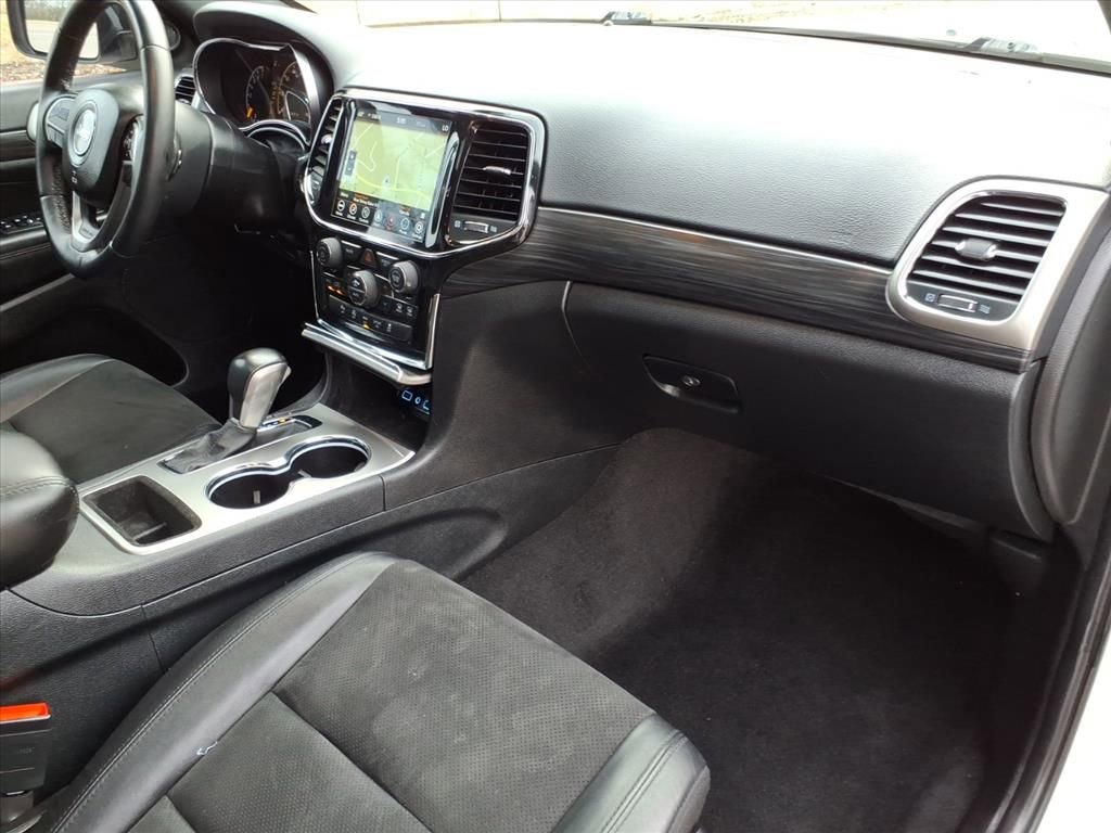 Used 2022 Jeep Grand Cherokee Laredo X image 7