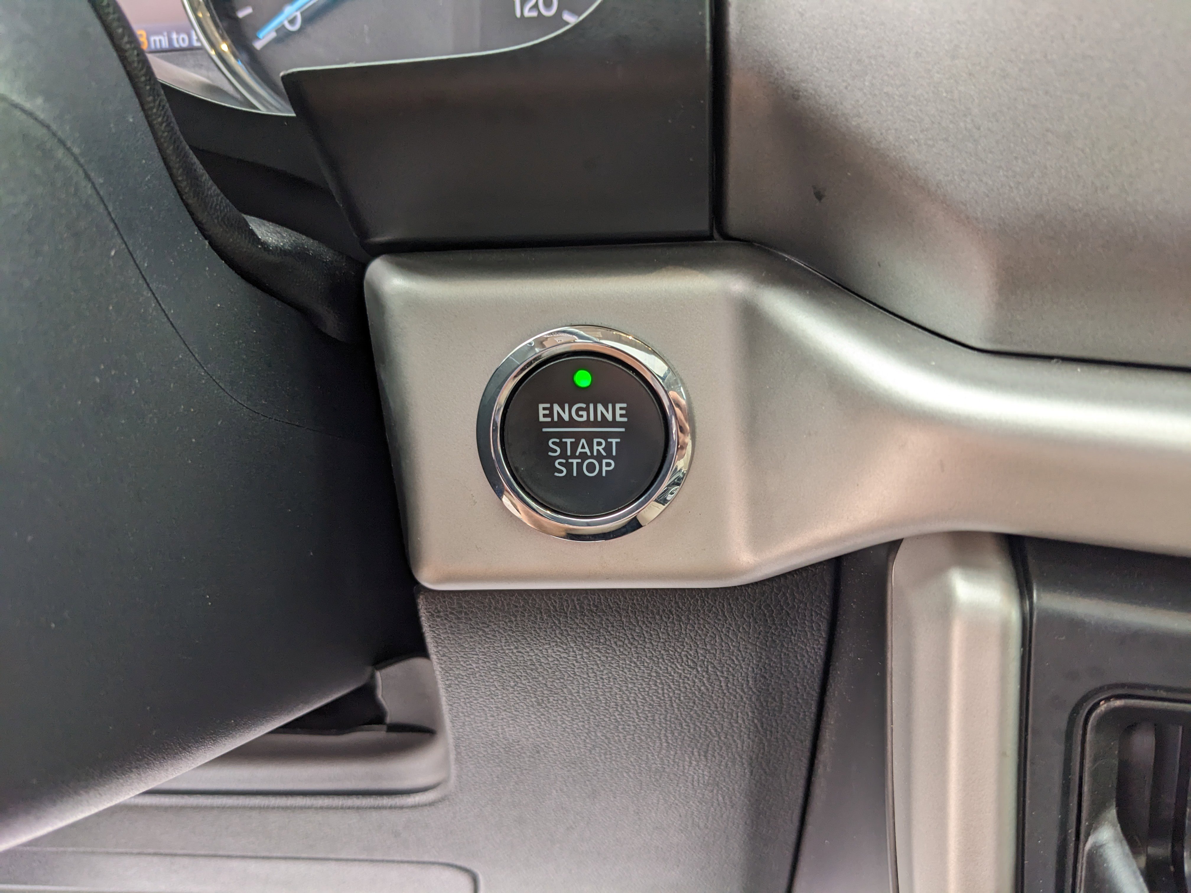 Certified 2022 Ford Expedition XLT image 30