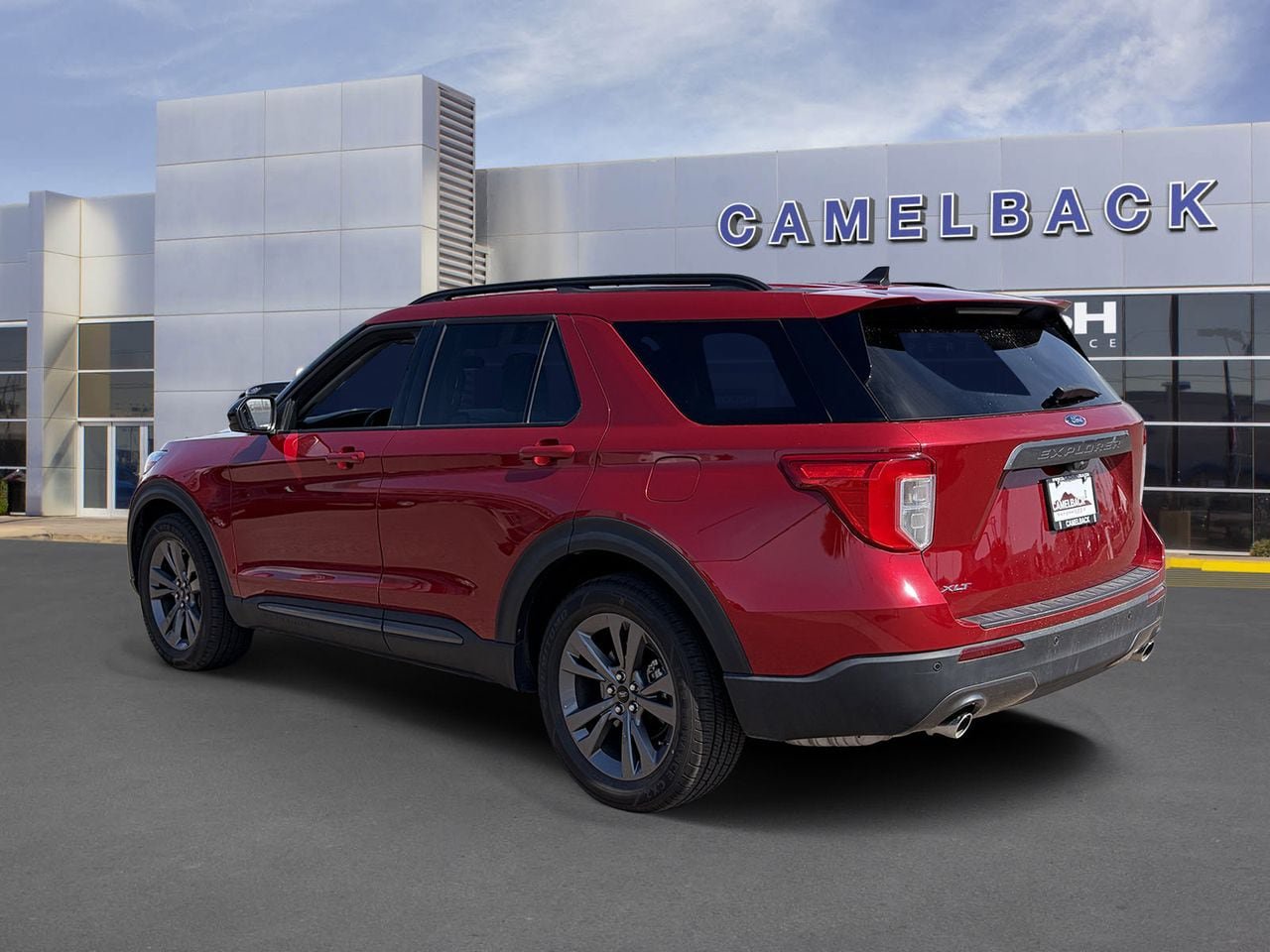 Certified 2023 Ford Explorer XLT w/ Equipment Group 202A RWD image 4