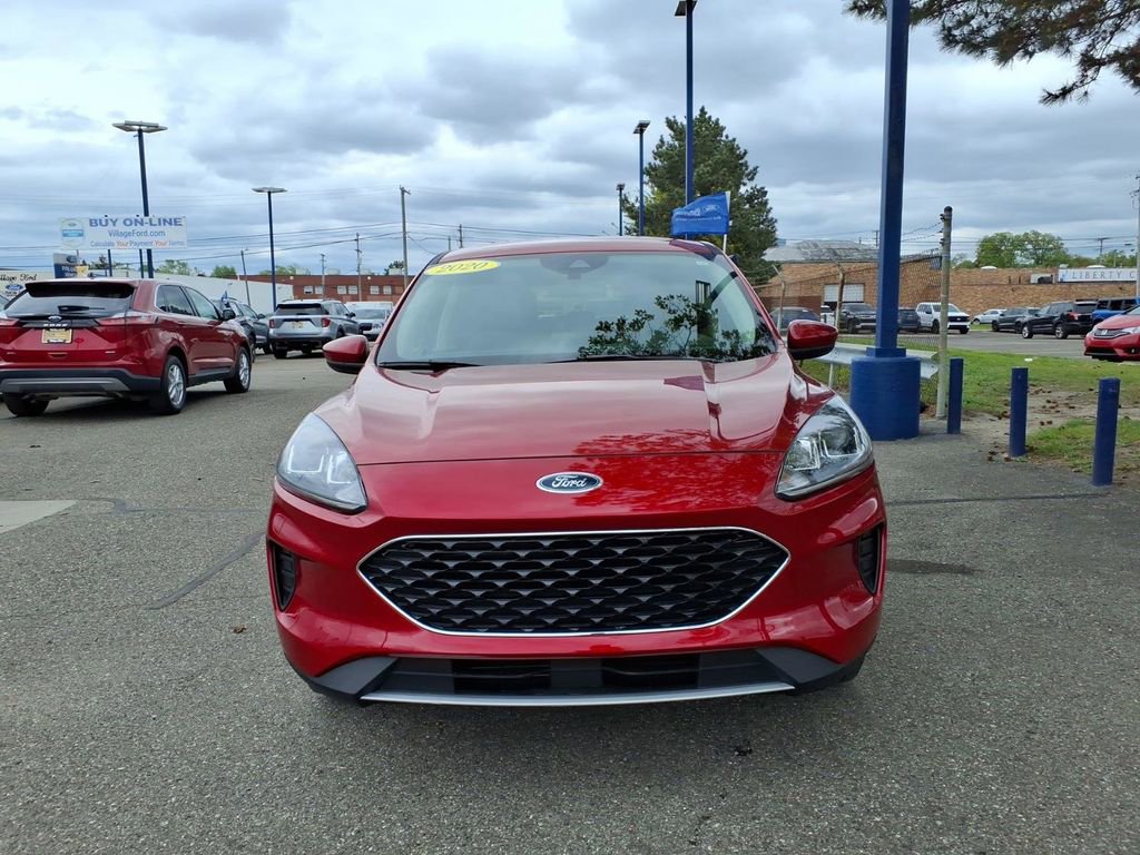 Certified 2020 Ford Escape SE AWD/4WD image 2