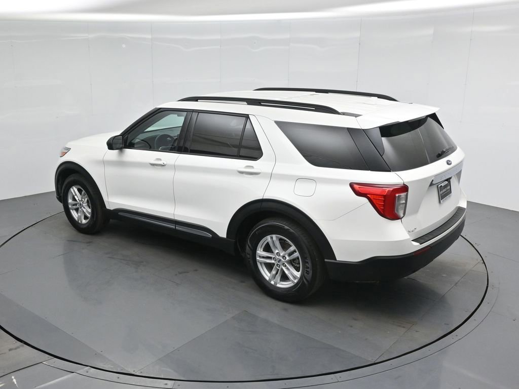 Certified 2022 Ford Explorer XLT image 18