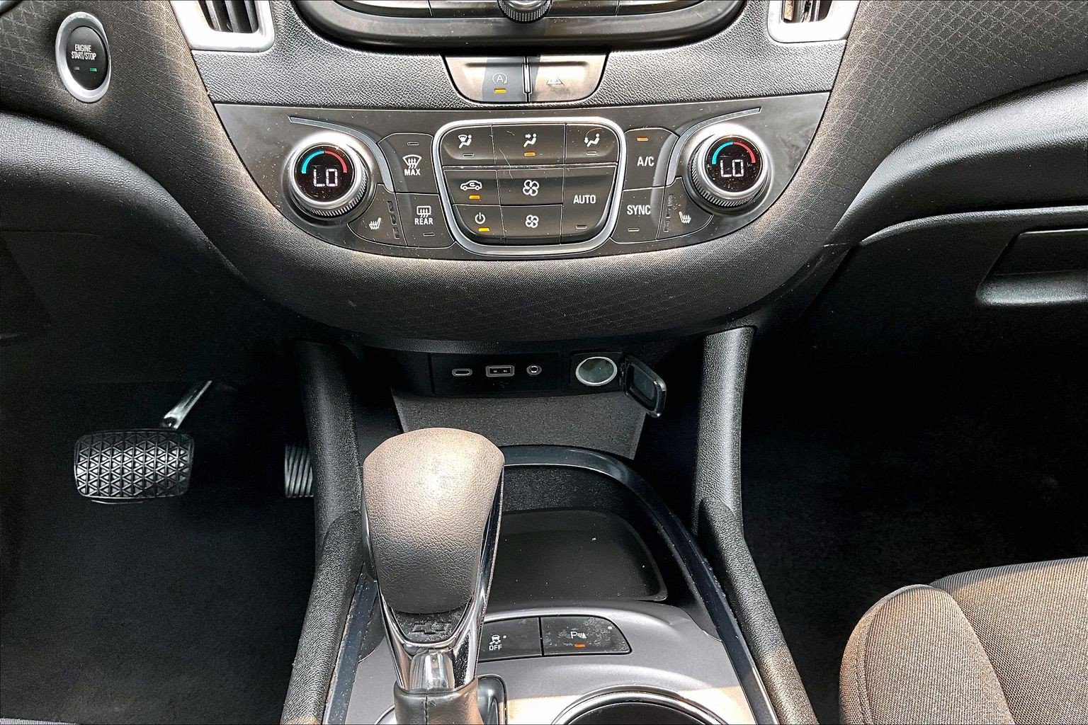 Used 2023 Chevrolet Malibu LT w/ Driver Confidence Package FWD image 24