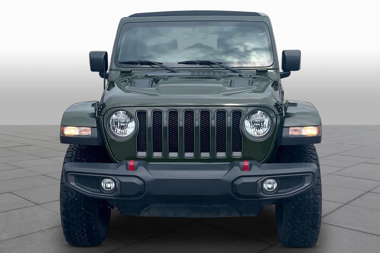 Used 2023 Jeep Wrangler Unlimited Rubicon AWD/4WD image 4